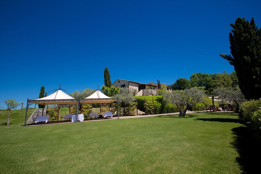 Agriturismo Le Colombe Асизи Екстериор снимка