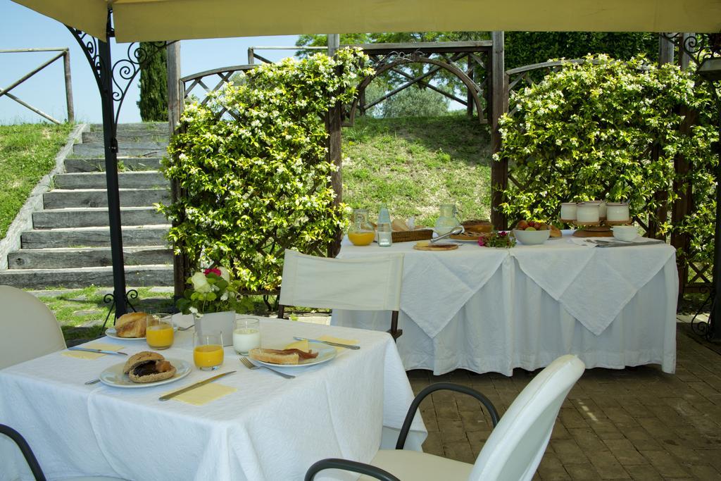 Agriturismo Le Colombe Асизи Екстериор снимка