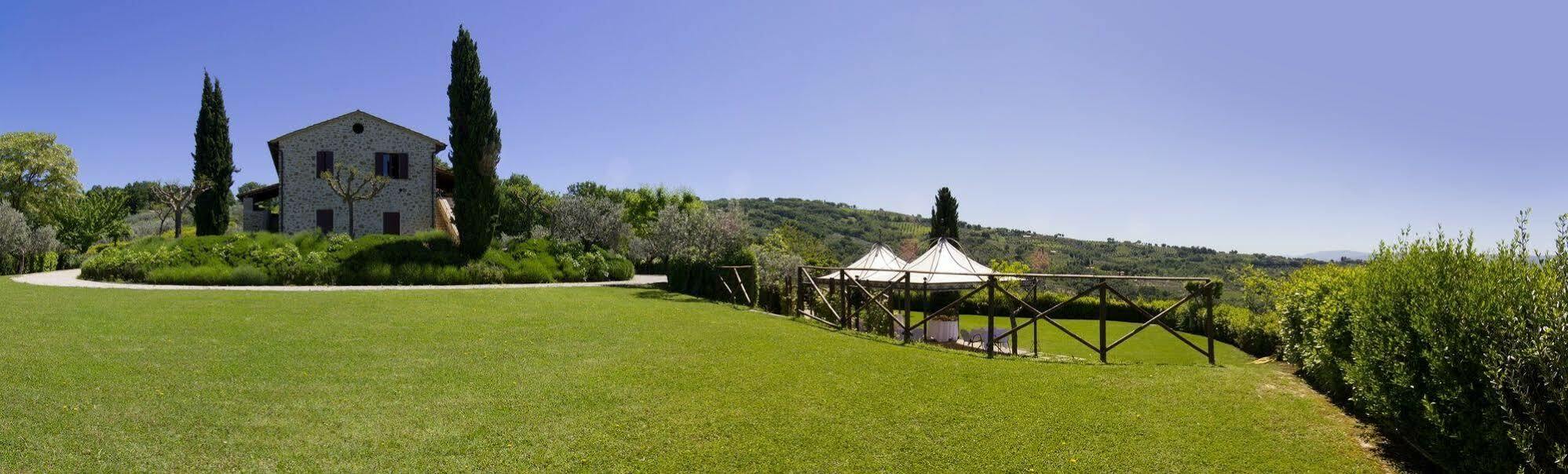 Agriturismo Le Colombe Асизи Екстериор снимка